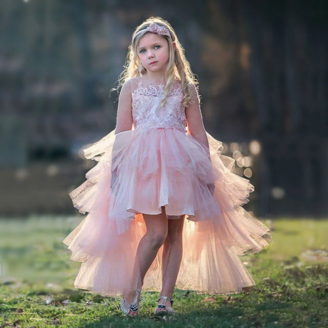 How to Choose the Perfect Party Outfit for Kids Aged 3–11 - APAMAH