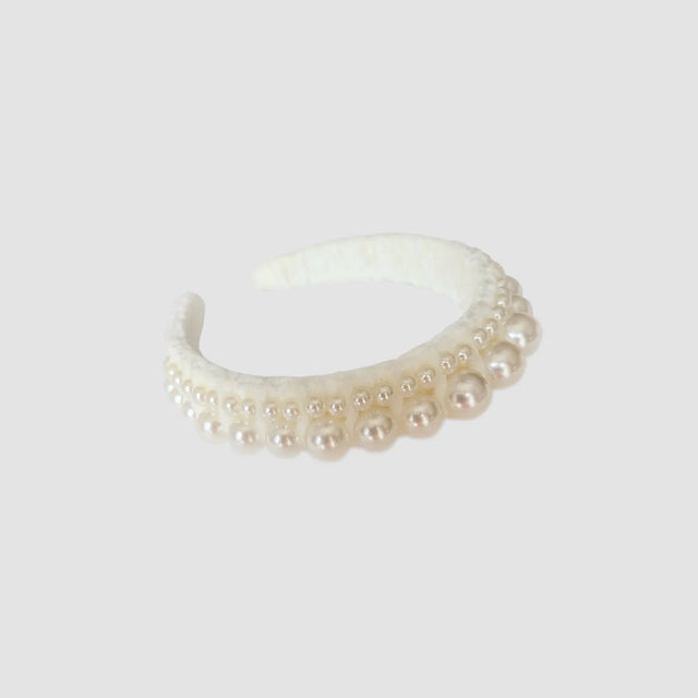 Elegant Pearl Hairband - APAMAH
